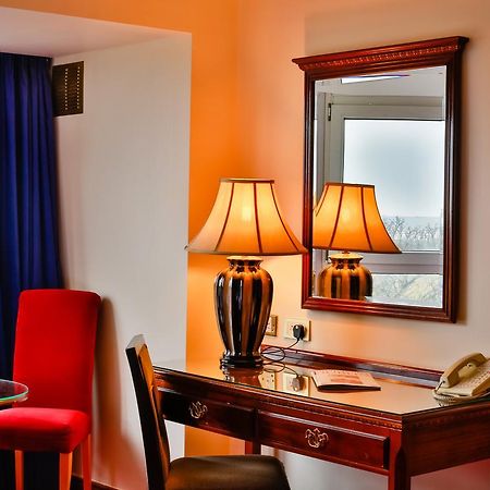 Maldron Hotel Merrion Road Dublin Dış mekan fotoğraf