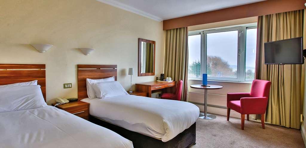 Maldron Hotel Merrion Road Dublin Oda fotoğraf